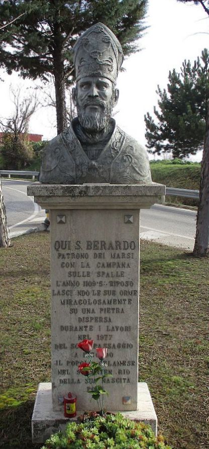 Statue in Celano