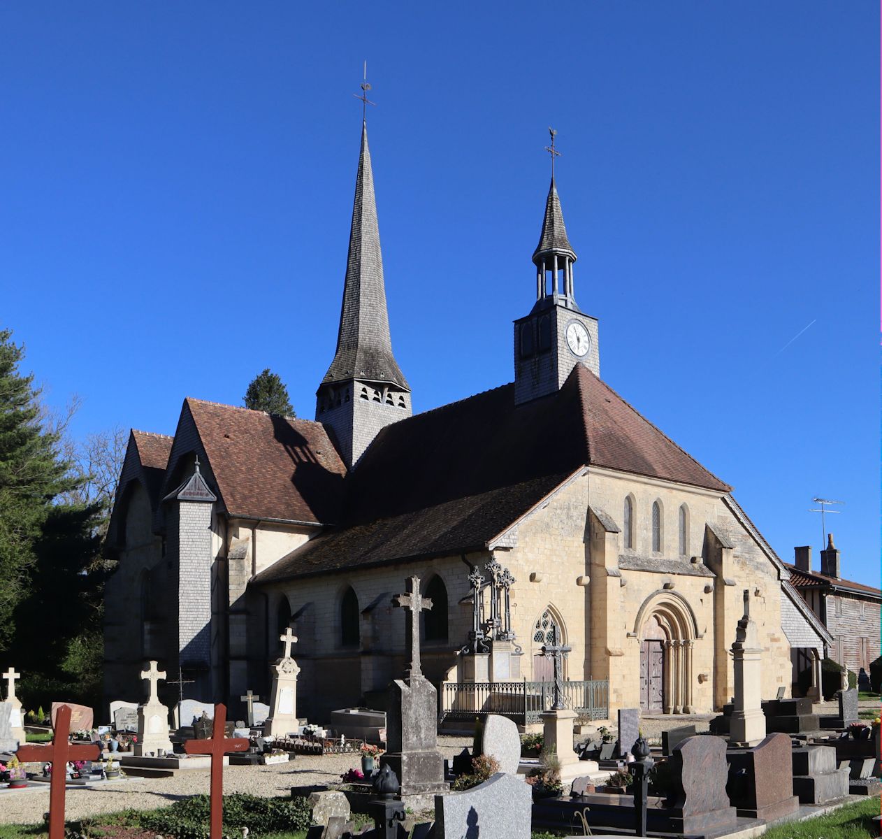 Pfarrkirche in Puellemontier