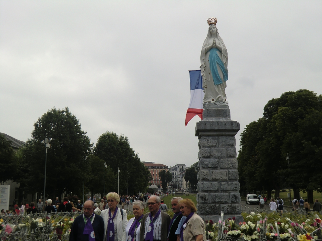 Die Marienstatue des Künstlers Raffl am Westende der Esplanade