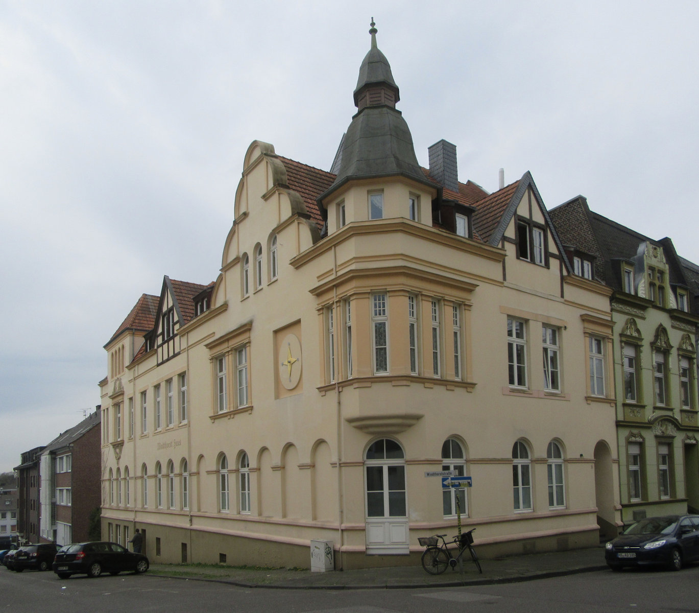 erhaltenes Gebäude des ehemaligen Volksvereinshauses in Mönchengladbach