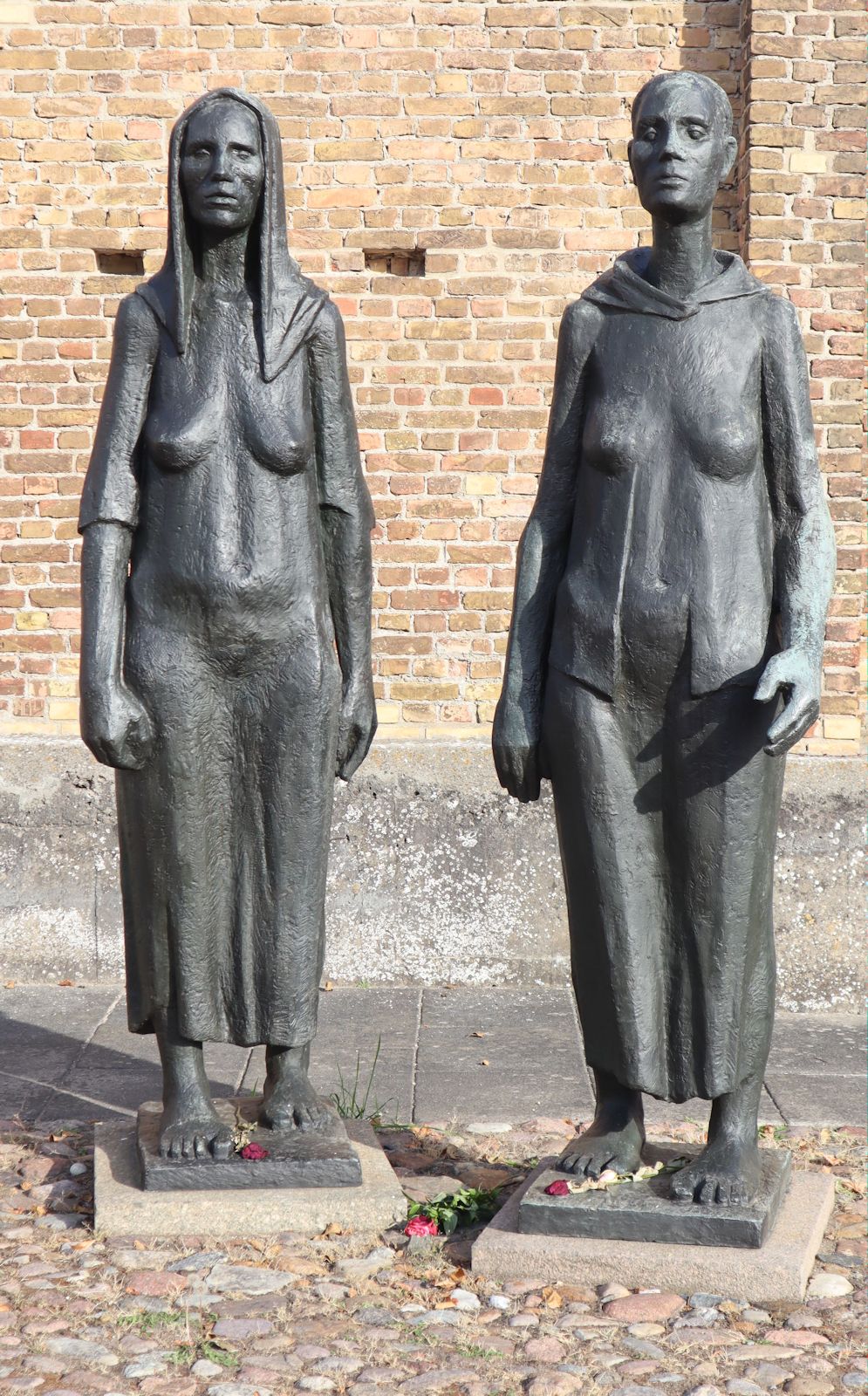 Will Lammert: Denkmal, 1959, im ehemaligen Konzentrationslager Ravensbrück