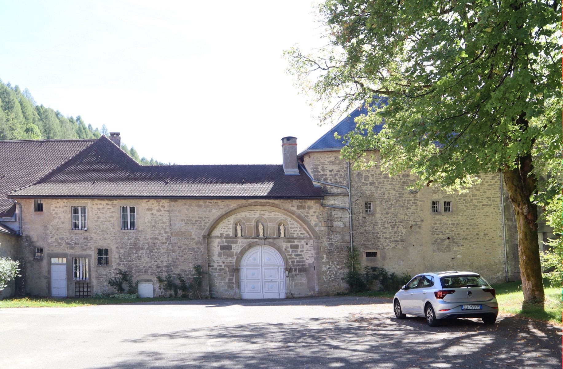 Eingang zur Kartause Notre-Dame de Portes nahe Bénonces