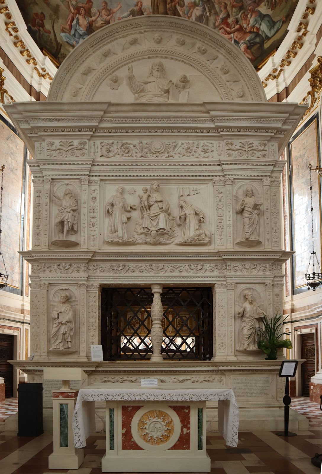 Silvestro dell'Aquila, Angelo di Marco und Salvato Romano: Bernhrdins Grab in der Basilika San Bernardino in L'Aquila