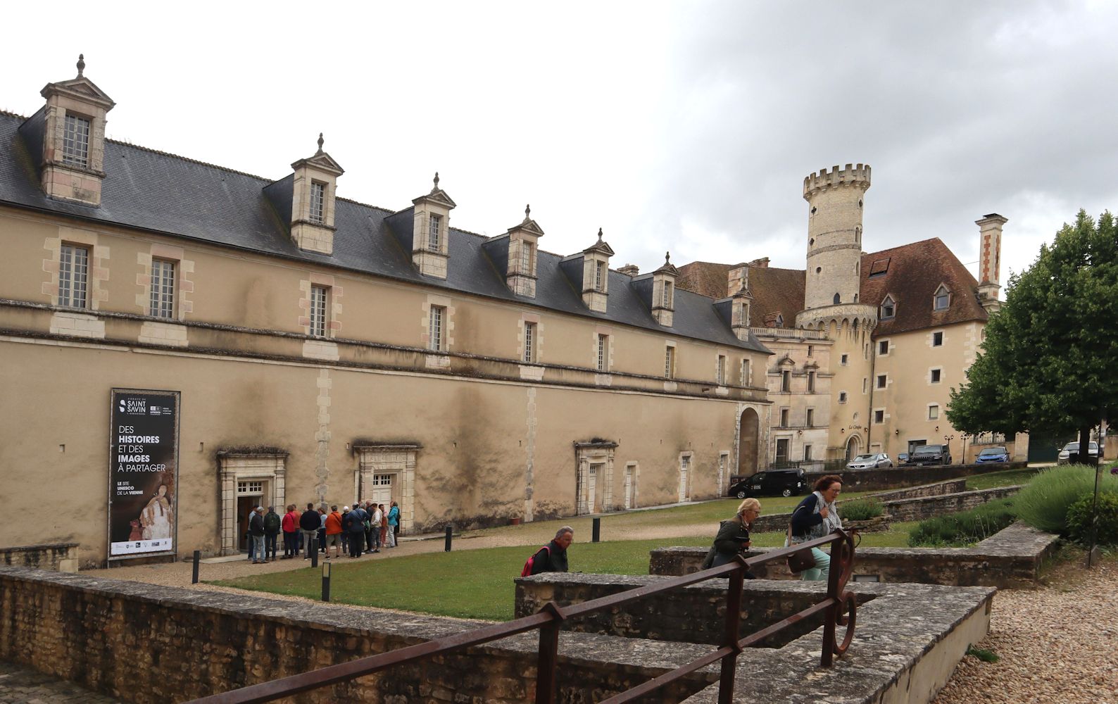 Konventsgebäude des ehemaligen Klosters in Saint-Savin-sur-Gartempe