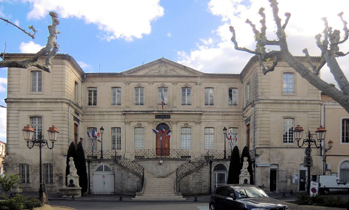 Bischofspalast in Apt, erbaut ab 1754, die Fertigstellung erfolgte erst nach der Französischen Revolution, 1801 wurde der Bischofssitz aufgehoben, der Palast ist heute Rathaus