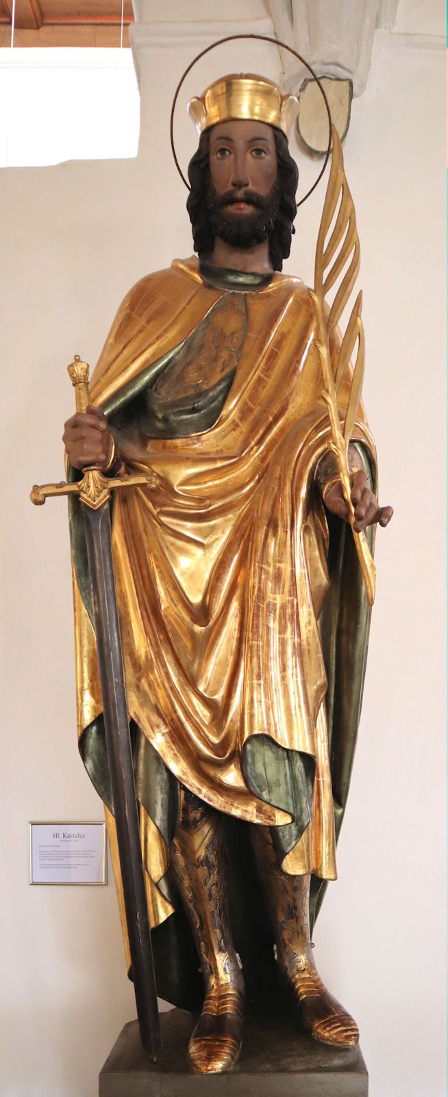 Statue in der Kirche des ehemaligen Klosters in Moosburg