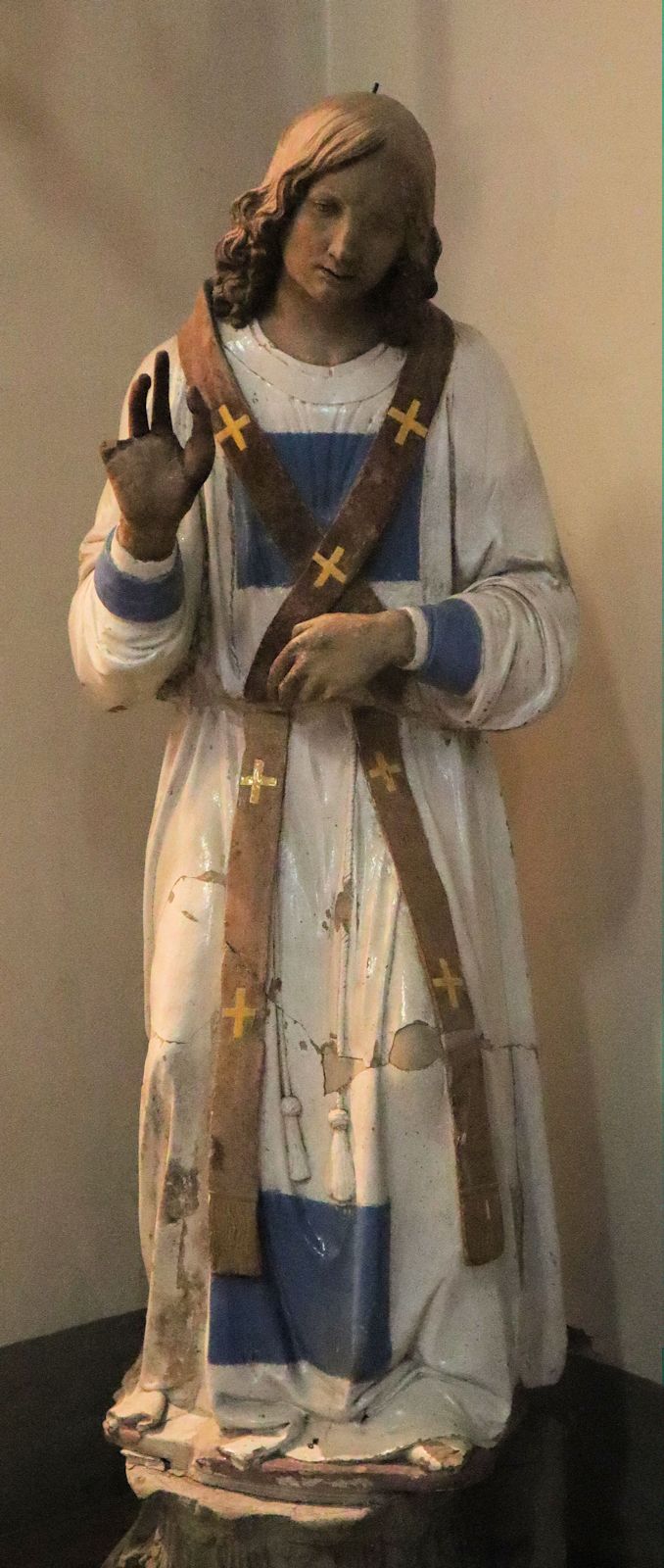 Statue in der Pfarrkirche in Santa Croce sull’Arno