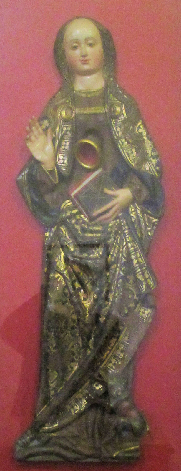 Statue, das älteste Bildnis Christinas, in der Kirche St. Mariä Himmelfahrt in Jülich