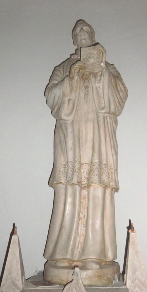 Statue in der Kirche in St-Symphorien-d'Ozon