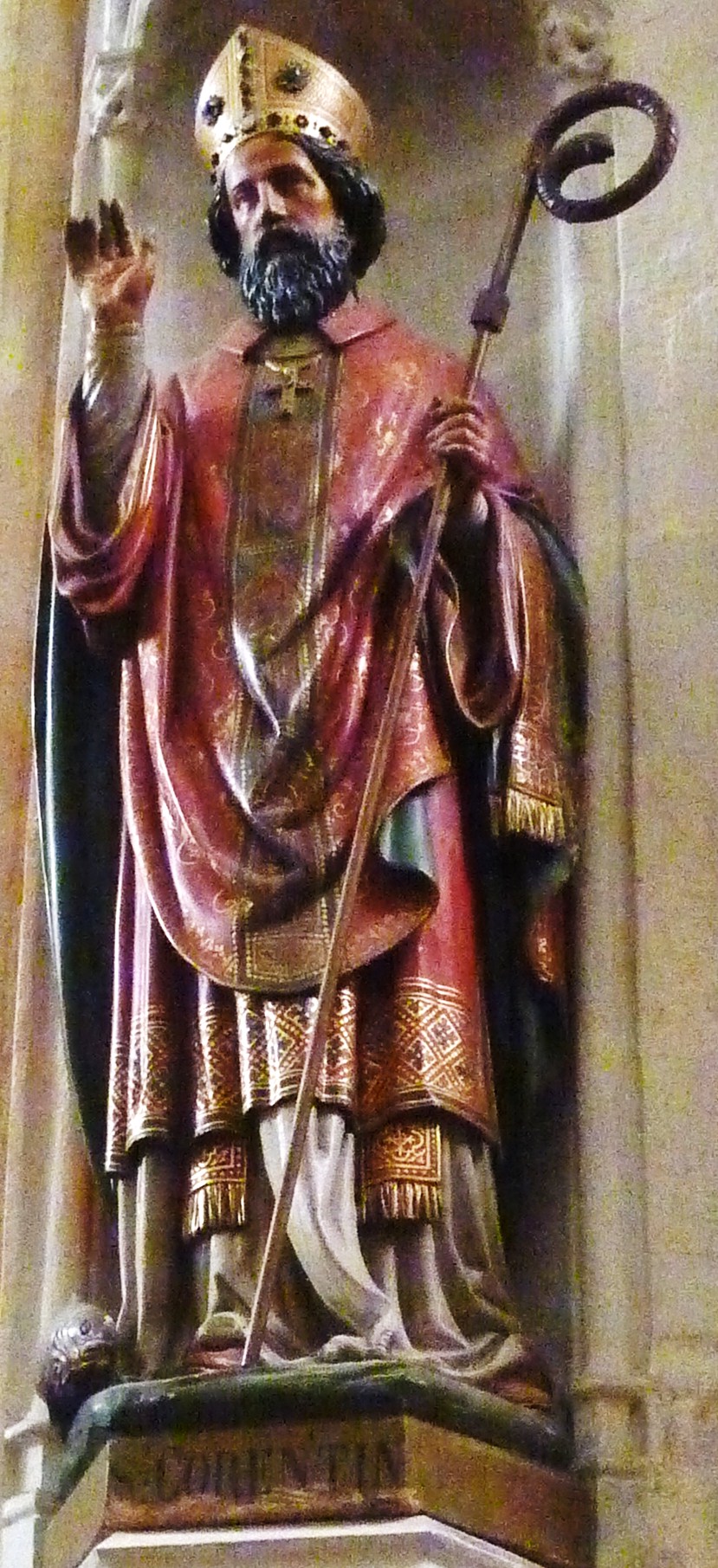 Statue in der Kathedrale in Quimper