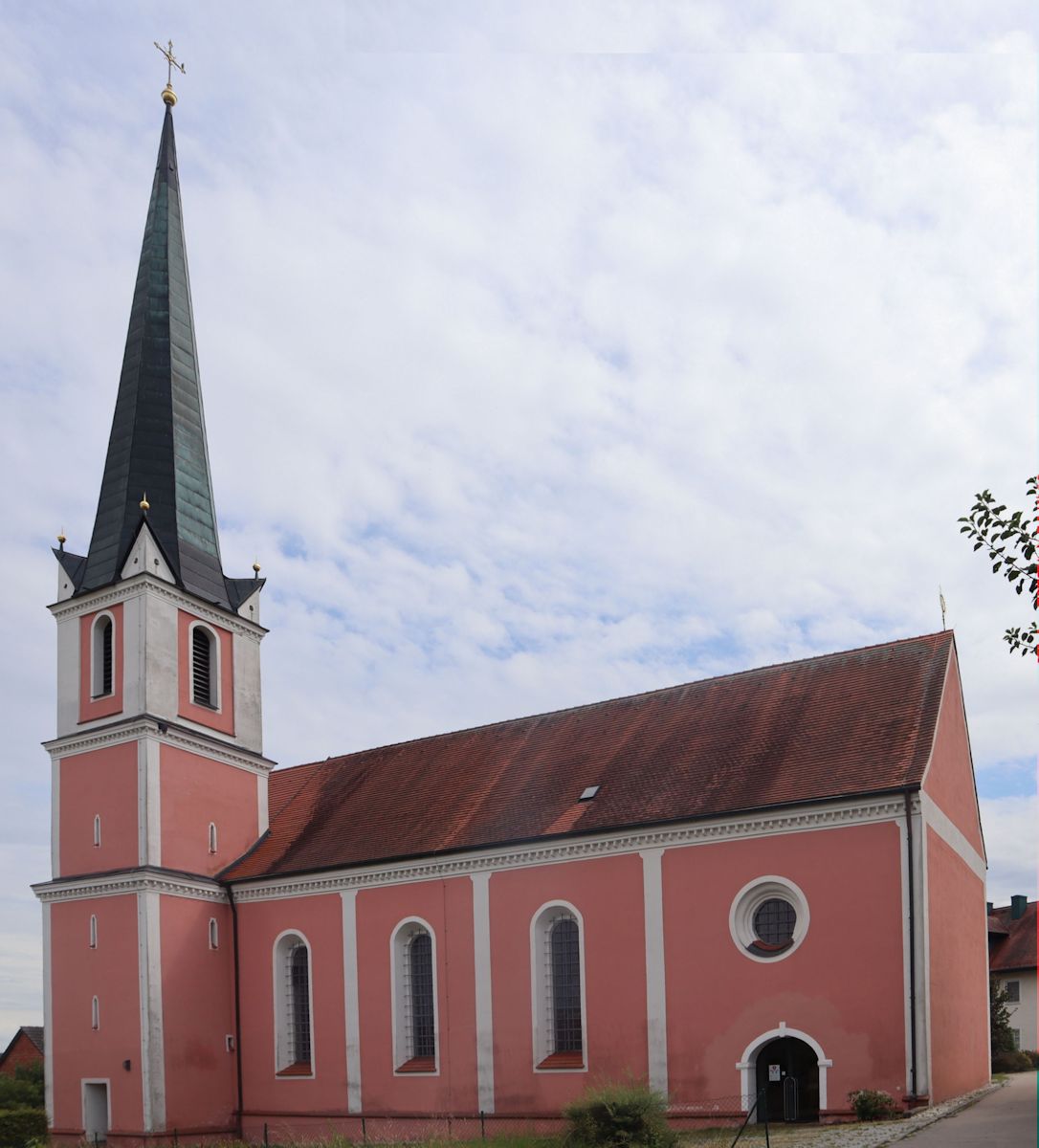 Wallfahrtskirche St. Corona in Altenkirchen, einem Ortsteil von Frontenhausen in Niederbayern