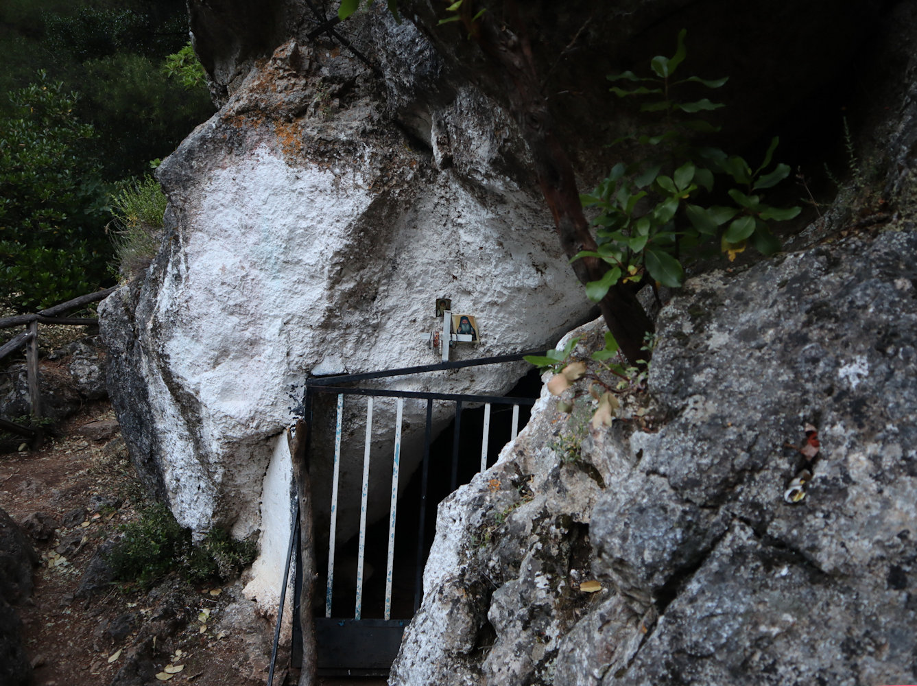 Die Höhle, in der David als Einsiedler lebte