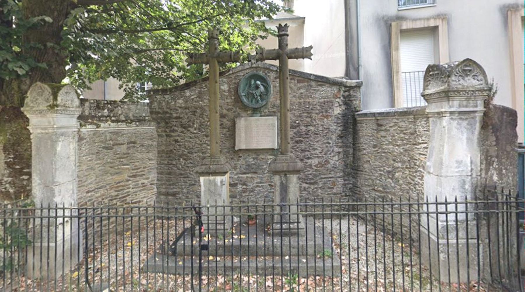 Gedenkstätte an der - angeblichen - Stelle des Martyriums