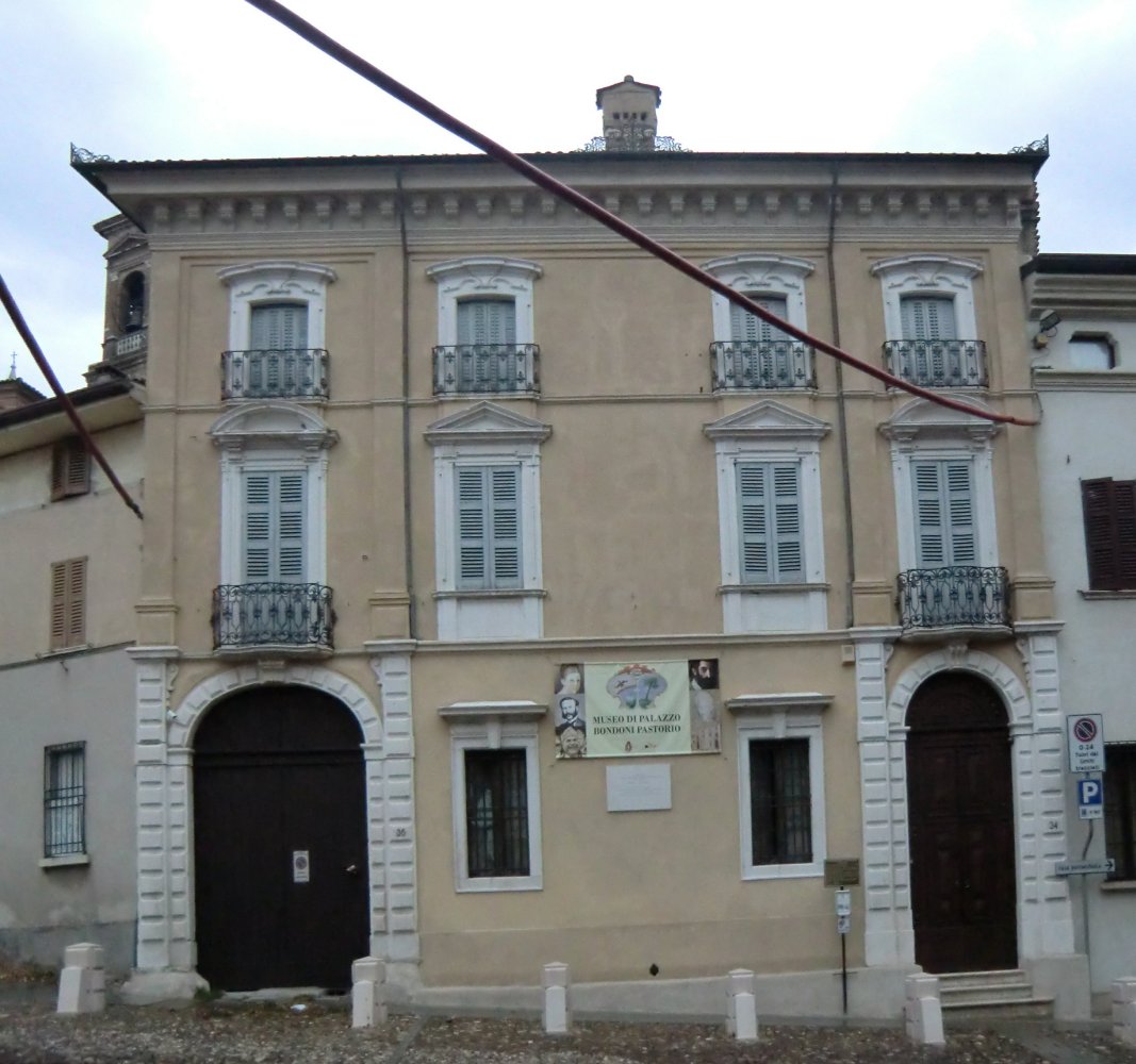Der Palazzo Bondoni Pastorio neben dem Dom in Castiglione delle Stiviere, in dem Dunant zu Gast war, als in Solferino die Schlacht tobte