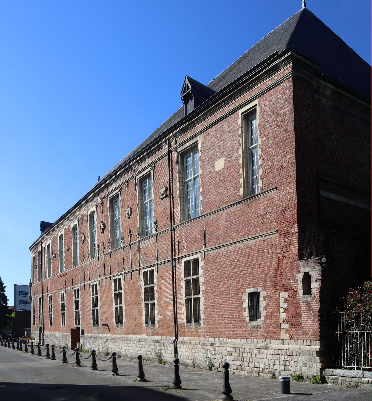 Reste des ehemaligen Kollegs der Jesuiten in Douai