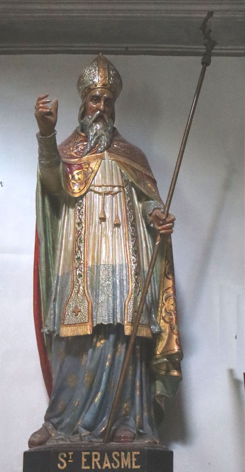 Statue in der Pfarrkirche St-Julie in Nonza auf Korsika