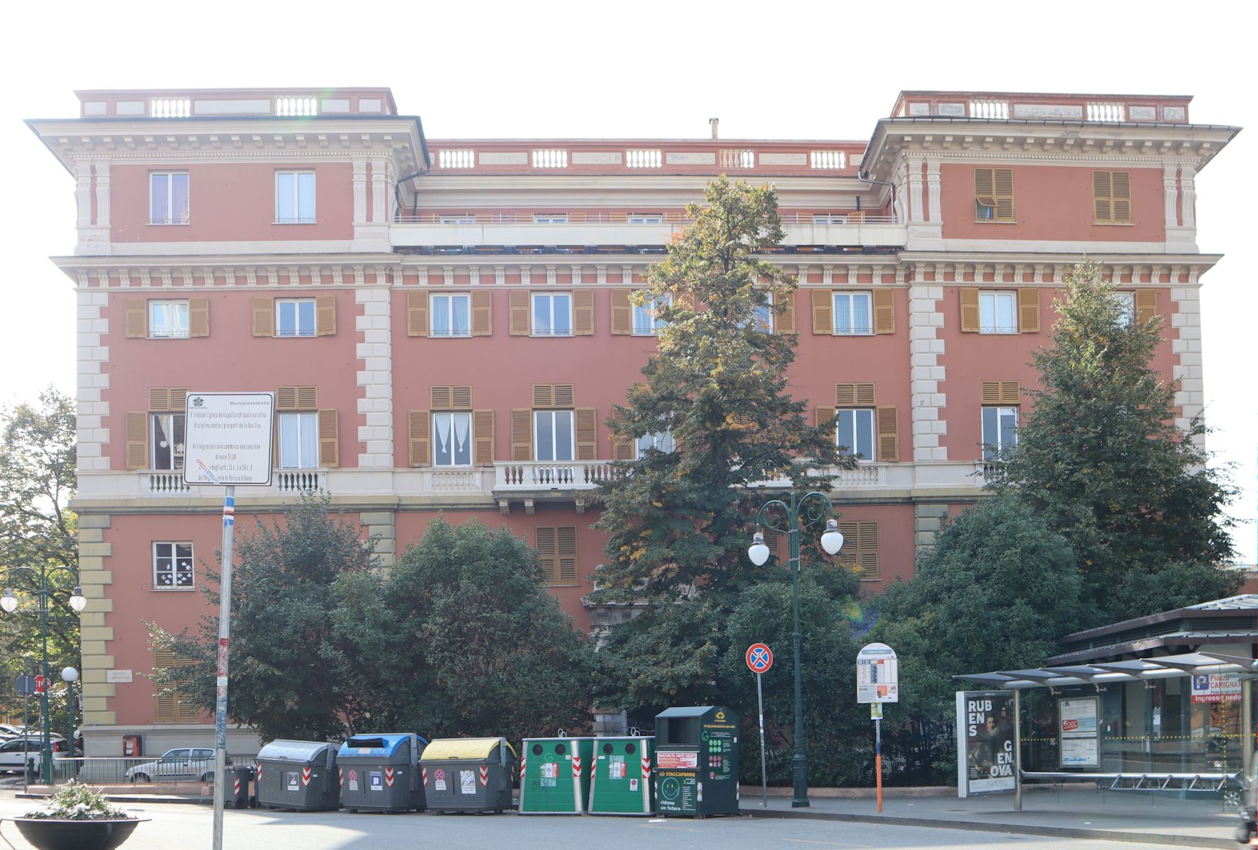 weiteres Haus der „Töchter der heiligsten Herzen Jesu und Mariä” in Genua