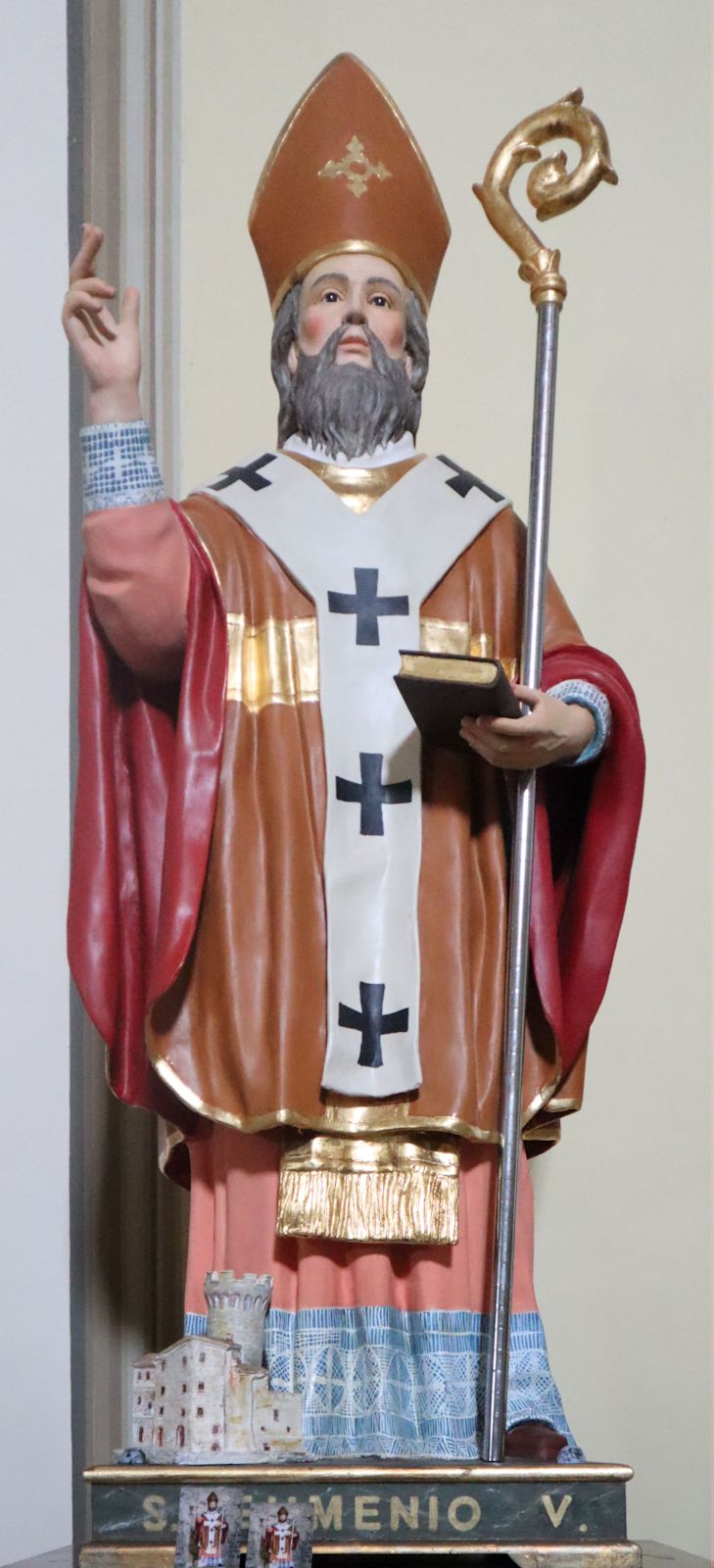 Statue in der Pfarrkirche Santa Maria Nuova in Ficulle
