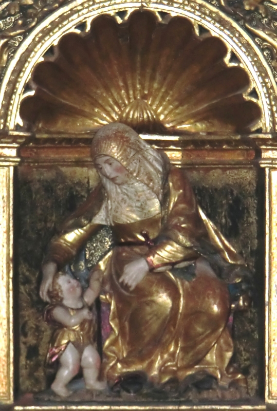 Eurasia, die Kinderfreundin, 1572, am Altar der Michaelskapelle in der Kathedrale in Jaca