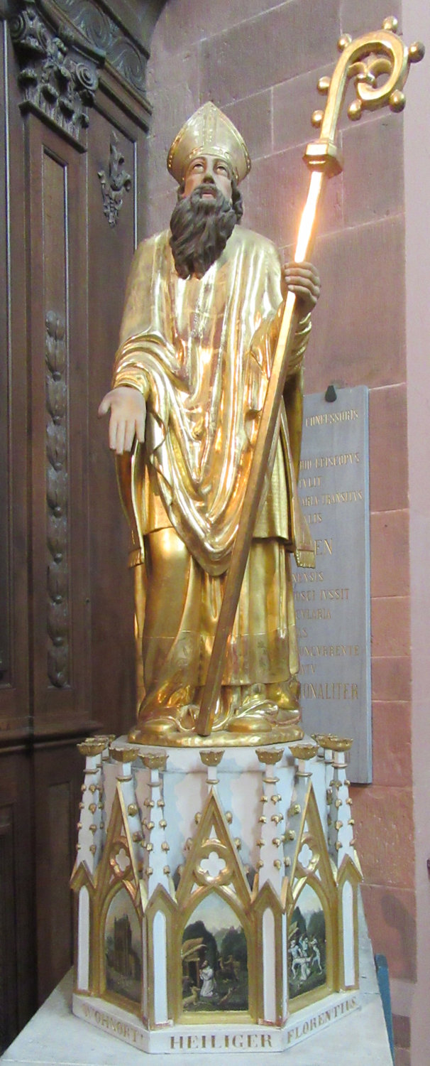 Statue in der Stiftskirche St. Florentius in Niederhaslach
