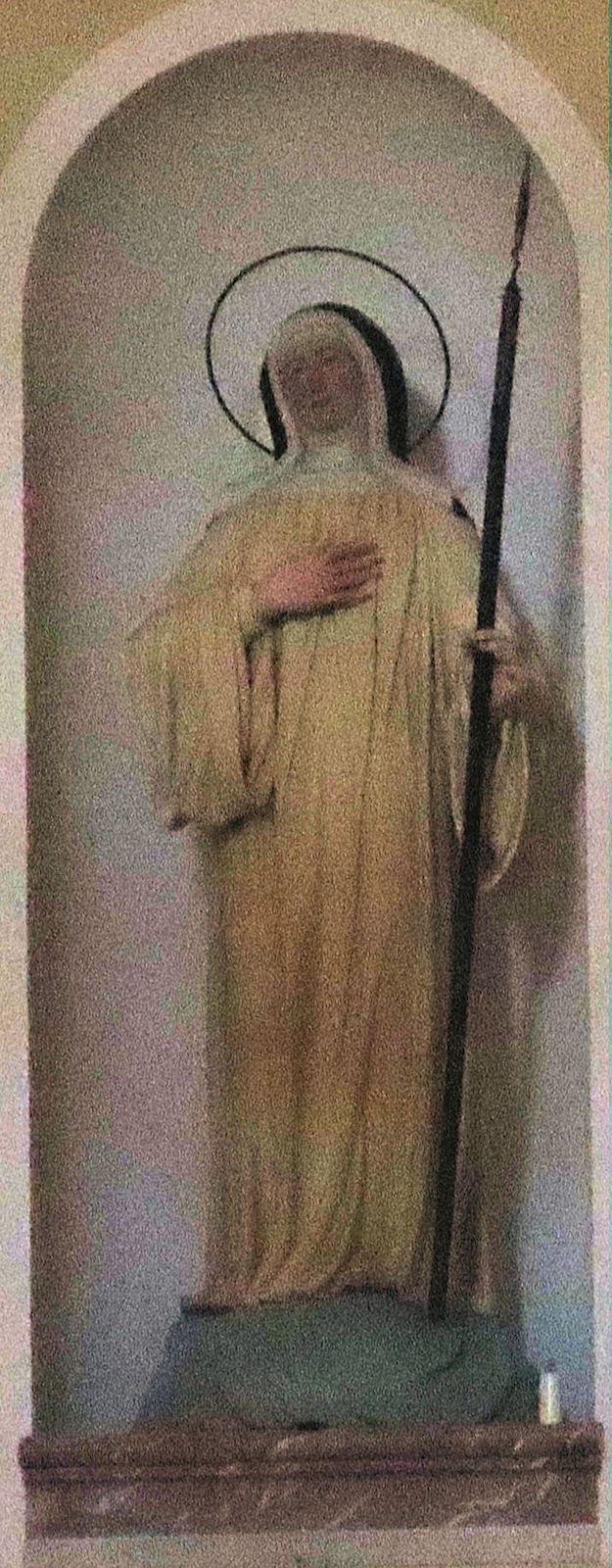 Statue im Sanktuarium von Santa Franca bei Morfasso