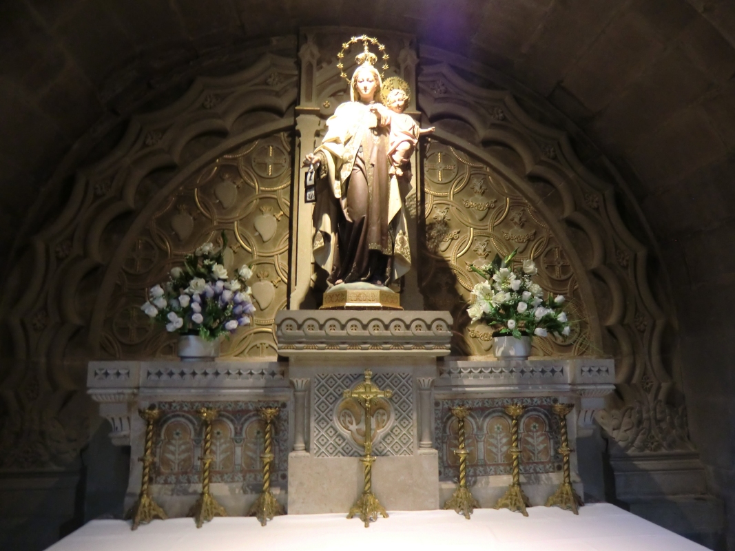 Altar an der Stelle, an der Franz geboren wurde, in der Kirche an der Burg Javier