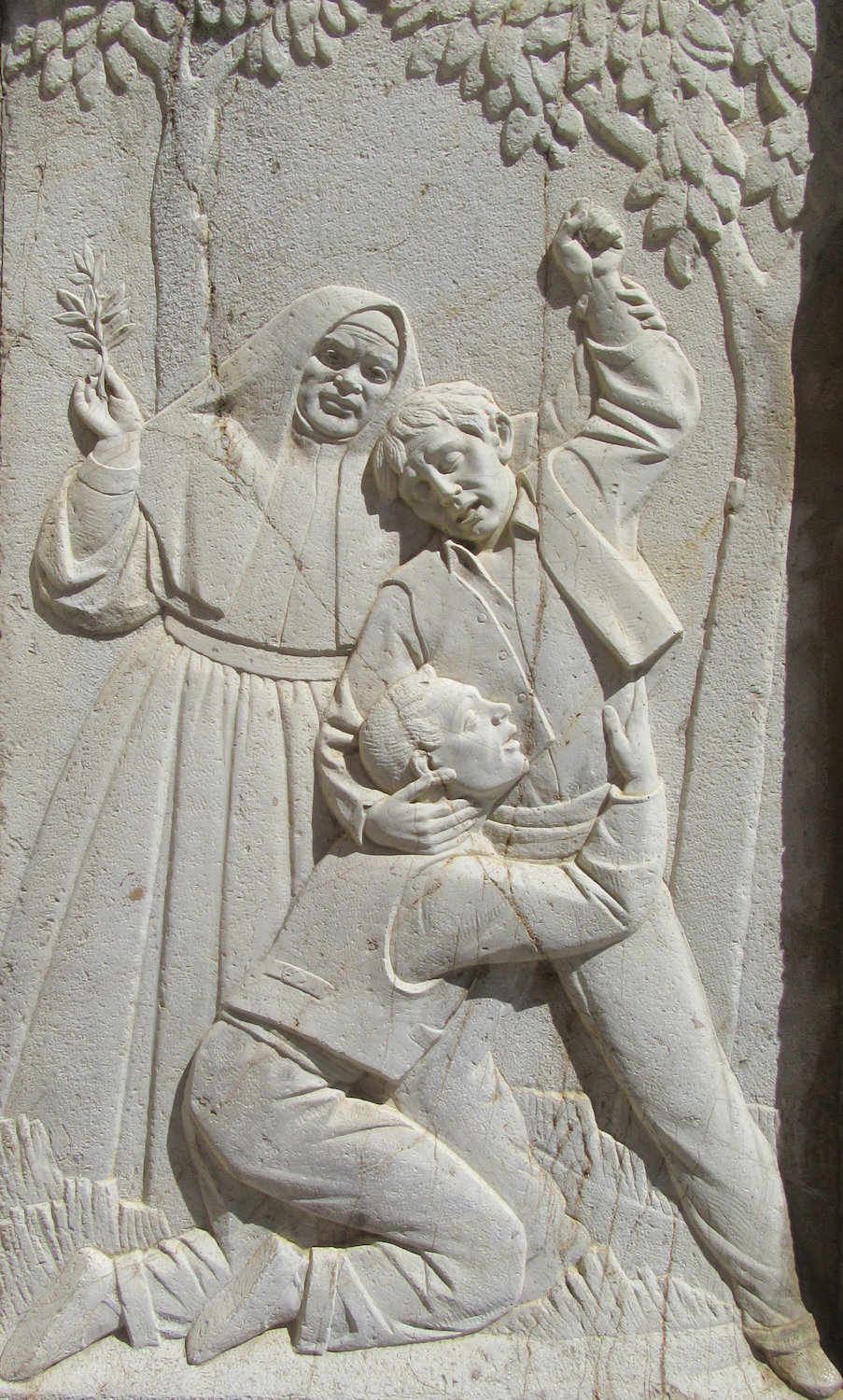 Relief: Franziska Anna als Friedensstifterin, 1955, am Denkmal in Sencelles