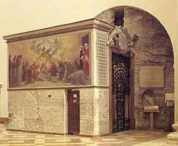 Die „Kapelle des Hinübergangs” in der Basilika Santa Maria degli Angeli