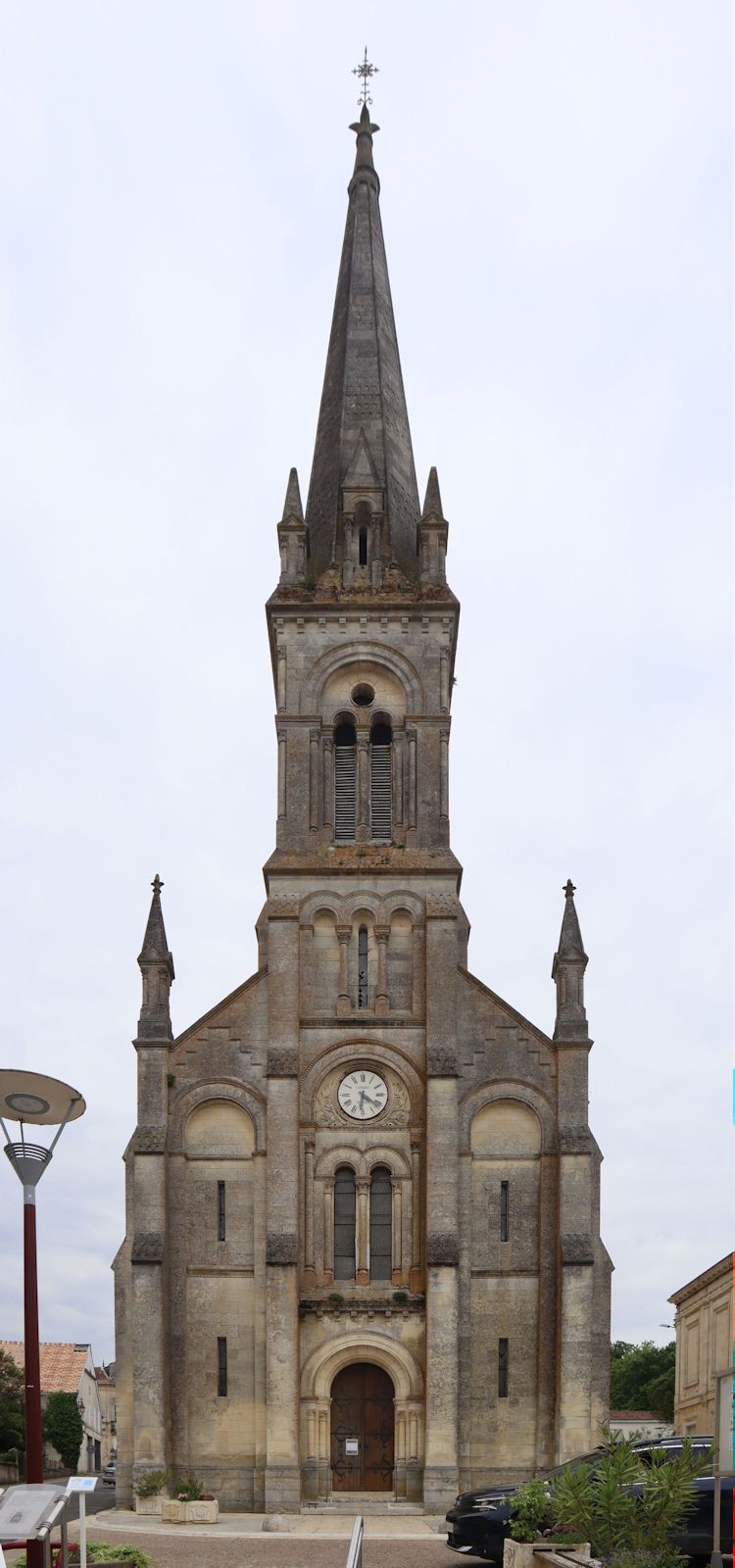 Pfarrkirche</a> in Mirambeau