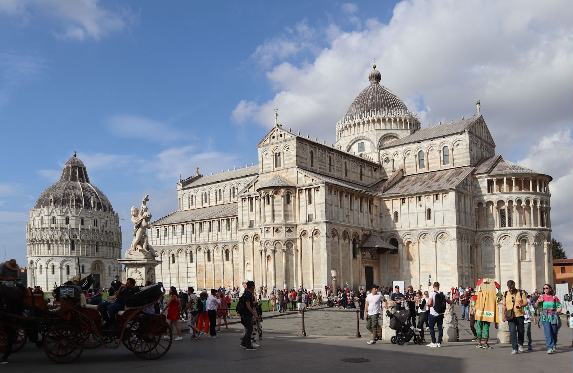 Kathedrale und Baptisterium in Pisa