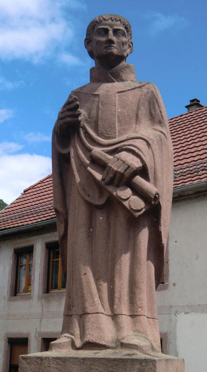 Denkmal</a> gegenüber dem ehemaligen Kloster in Lièpvre