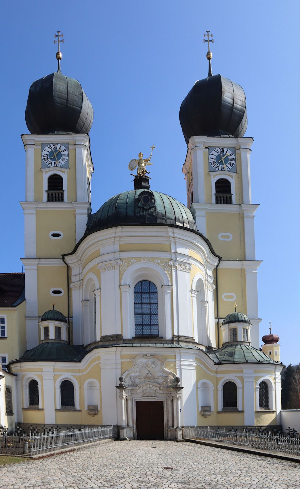 Kirche des Klosters in Metten