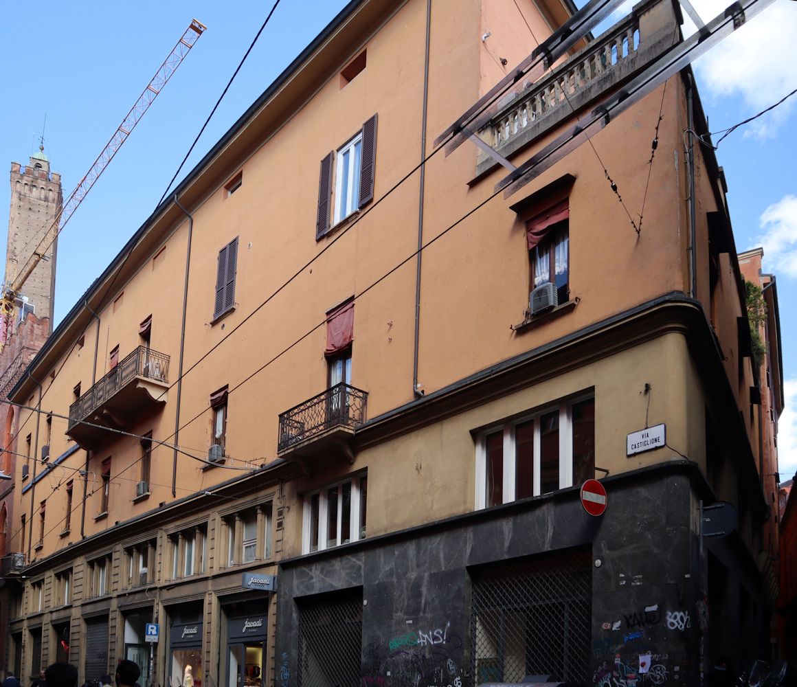 Palazzo Foscherari in Bologna