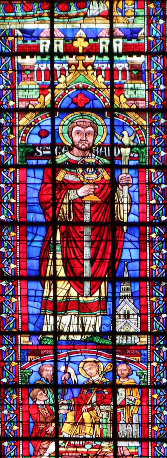 Bleiglasfenster in der Kathedrale in Toul