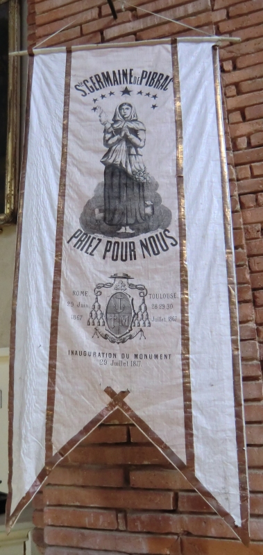 Banner im Sanktuarium in Pibrac