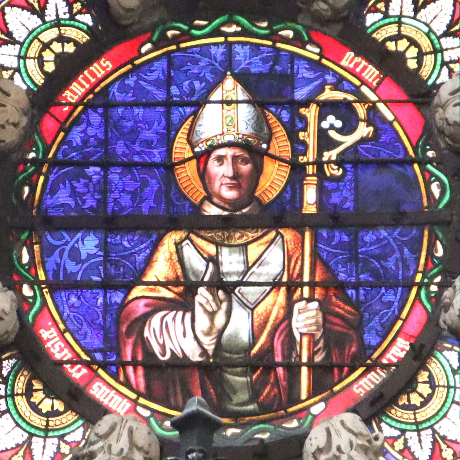 Glasfenster in der Kirche Saint-Germain-l'Auxerrois in Paris