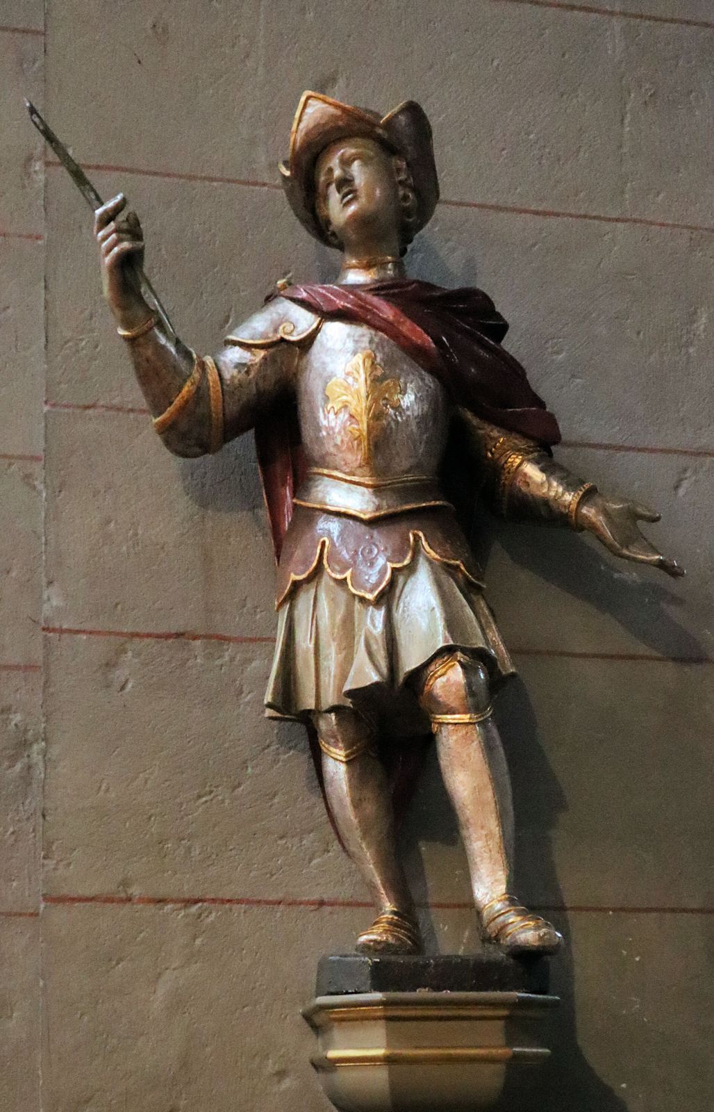 Statue in der Basilika St. Margareta in Gerresheim