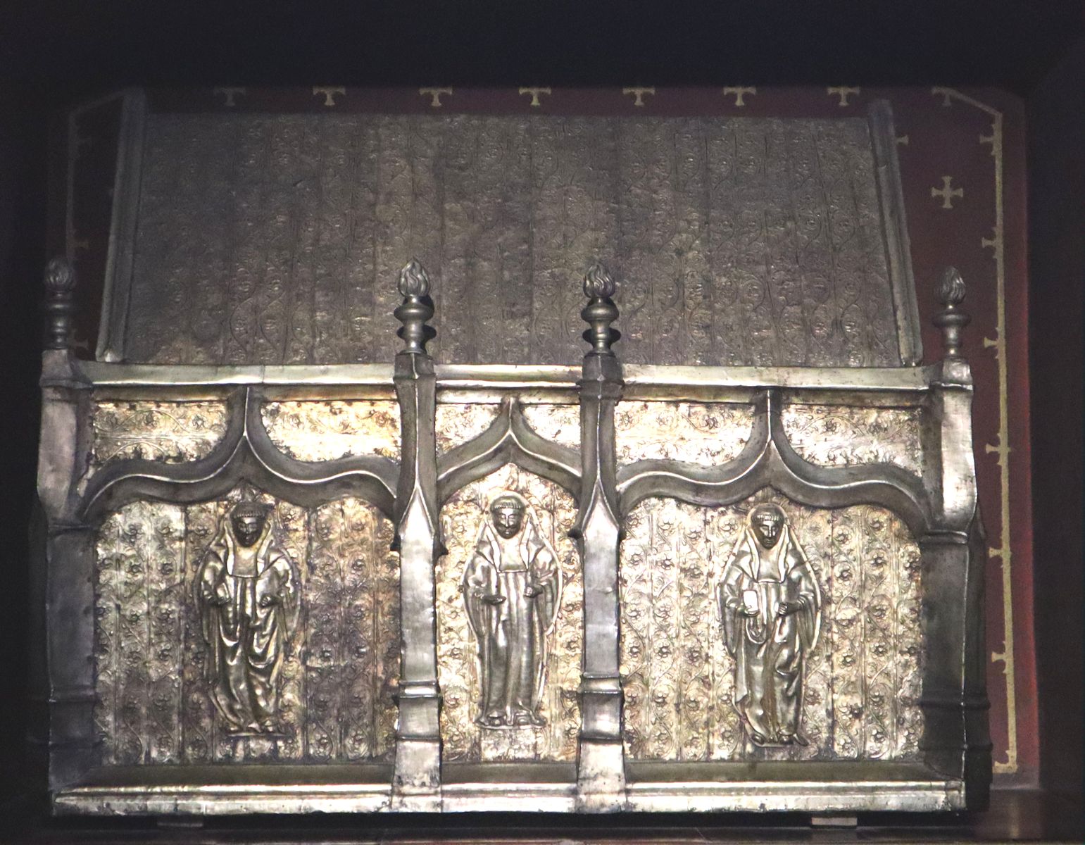 Sargophag in der Gilbert geweihten Kapelle in der Basilika Saint-Saturnin in Toulouse