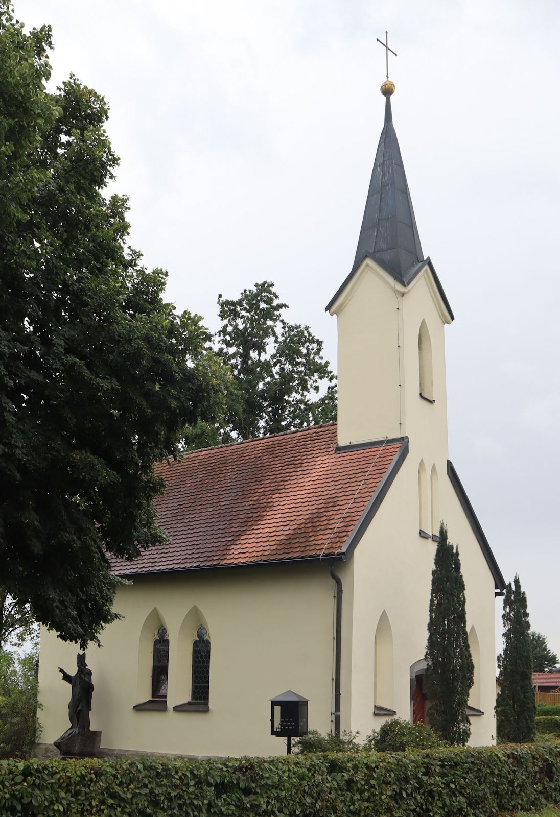 die Godehard geweihten Kapelle in Reichersdorf