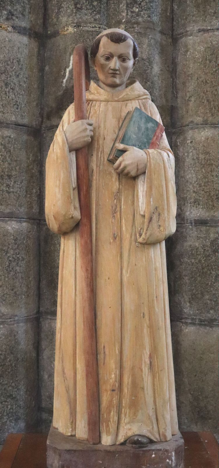 Statue in der Pfarrkirche in Bégard
