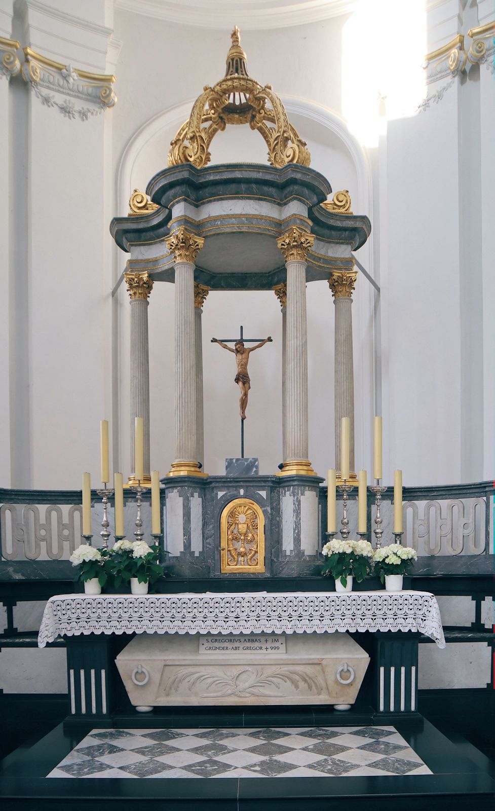 Gregors Grab in der heutigen Pfarrkirche in Burtscheid