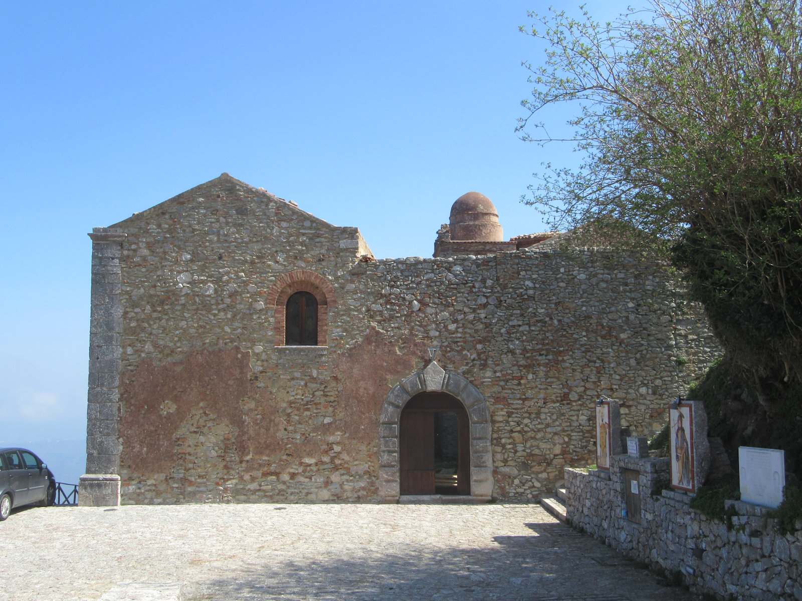 Kloster San Filippo di Fragalà bei Frazzanò