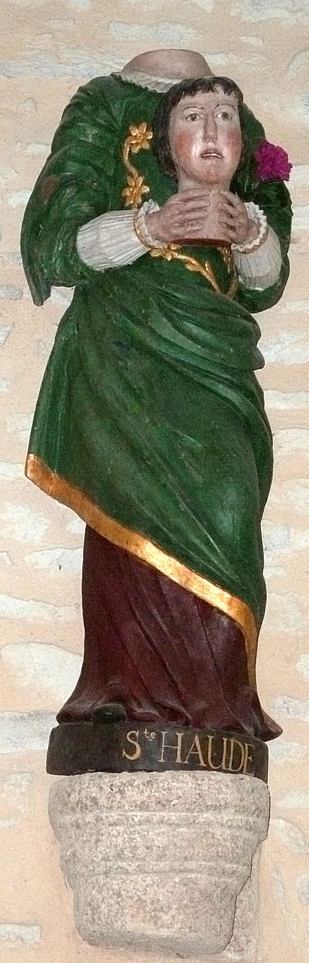 Statue in der Kapelle in Kersaint