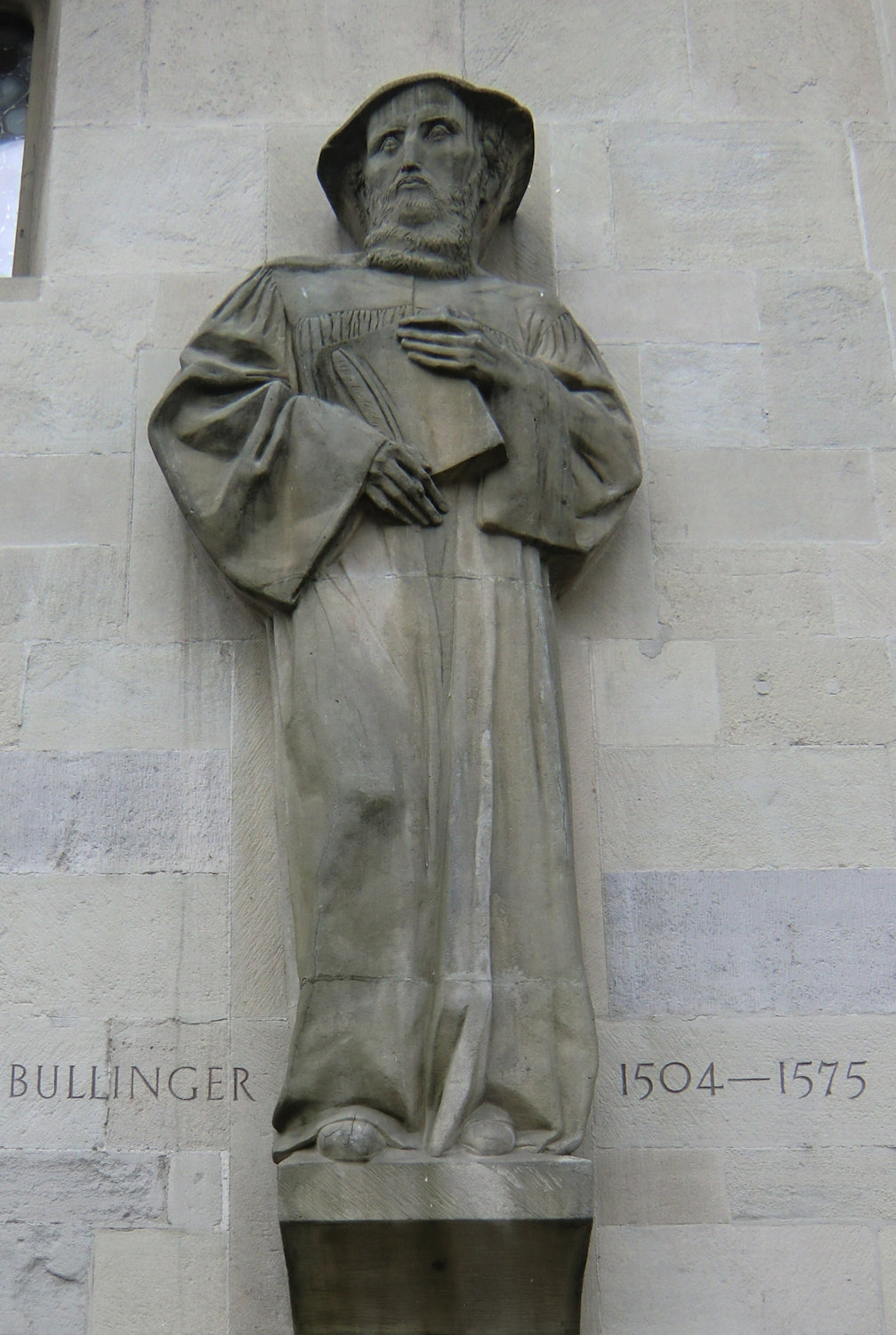 Denkmal am Großmünster in Zürich