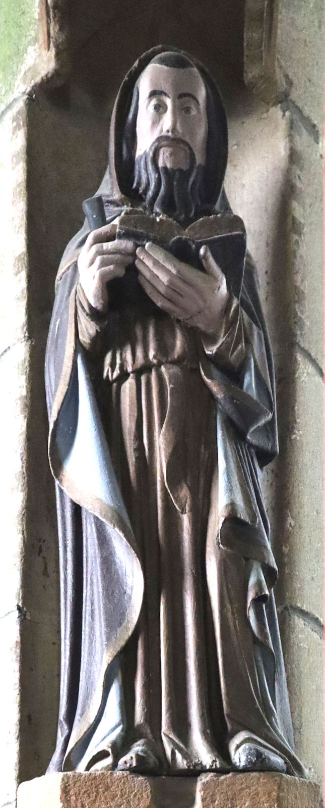 Statue in der Kirche in Saint-Hernin