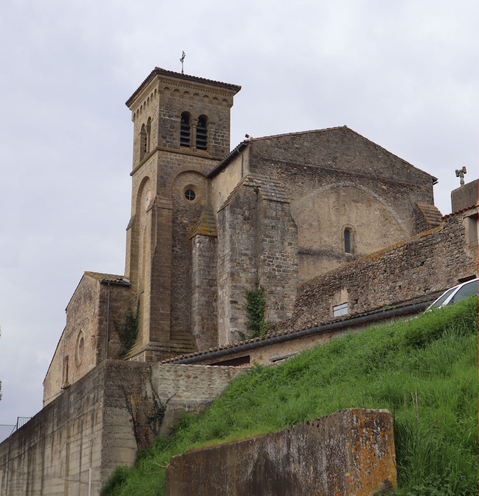ehemaliges Kloster Saint-Hilaire im gleichnamigen Ort