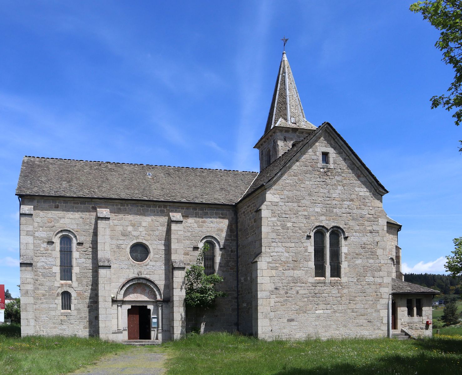 heutige Kirche in Javols, 1895 geweiht