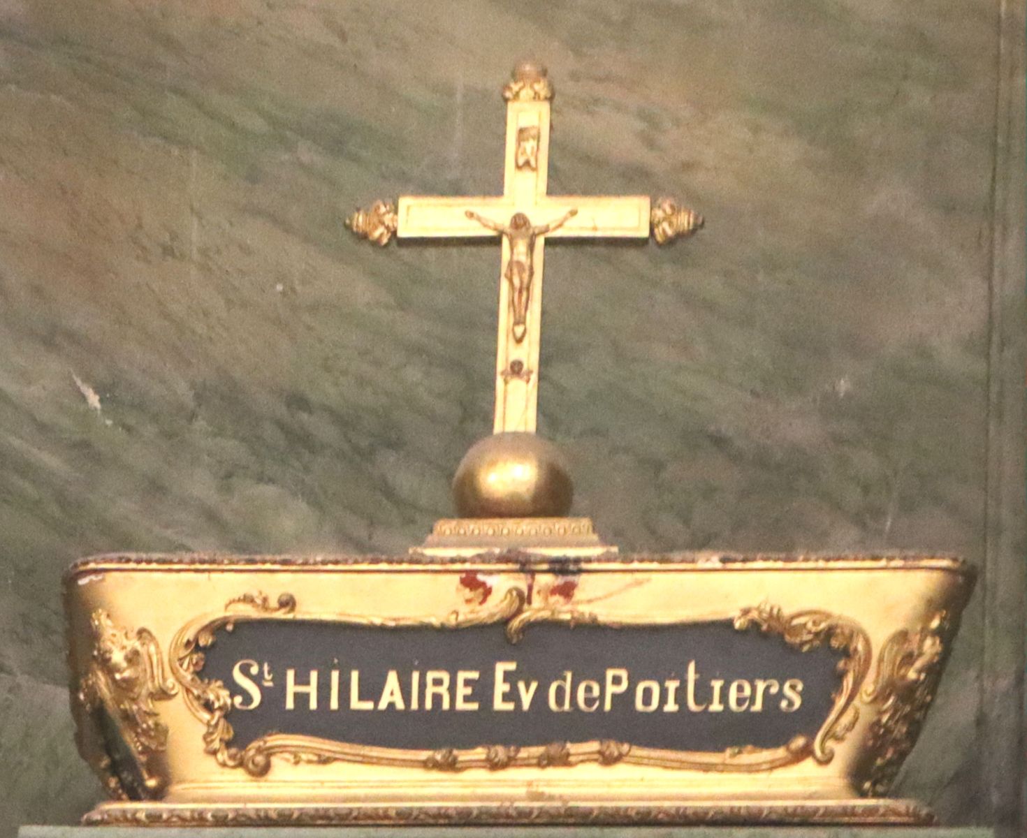 Reliquien in der Kathedrale in Poitiers