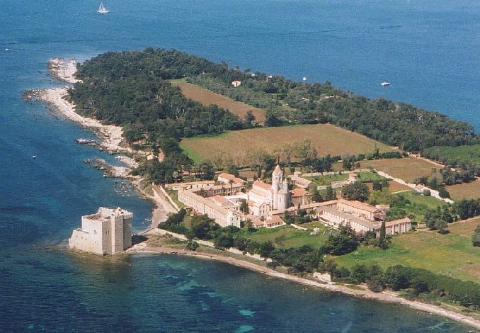 Abtei St-Honorat auf der gleichnamigen Lérins-Insel