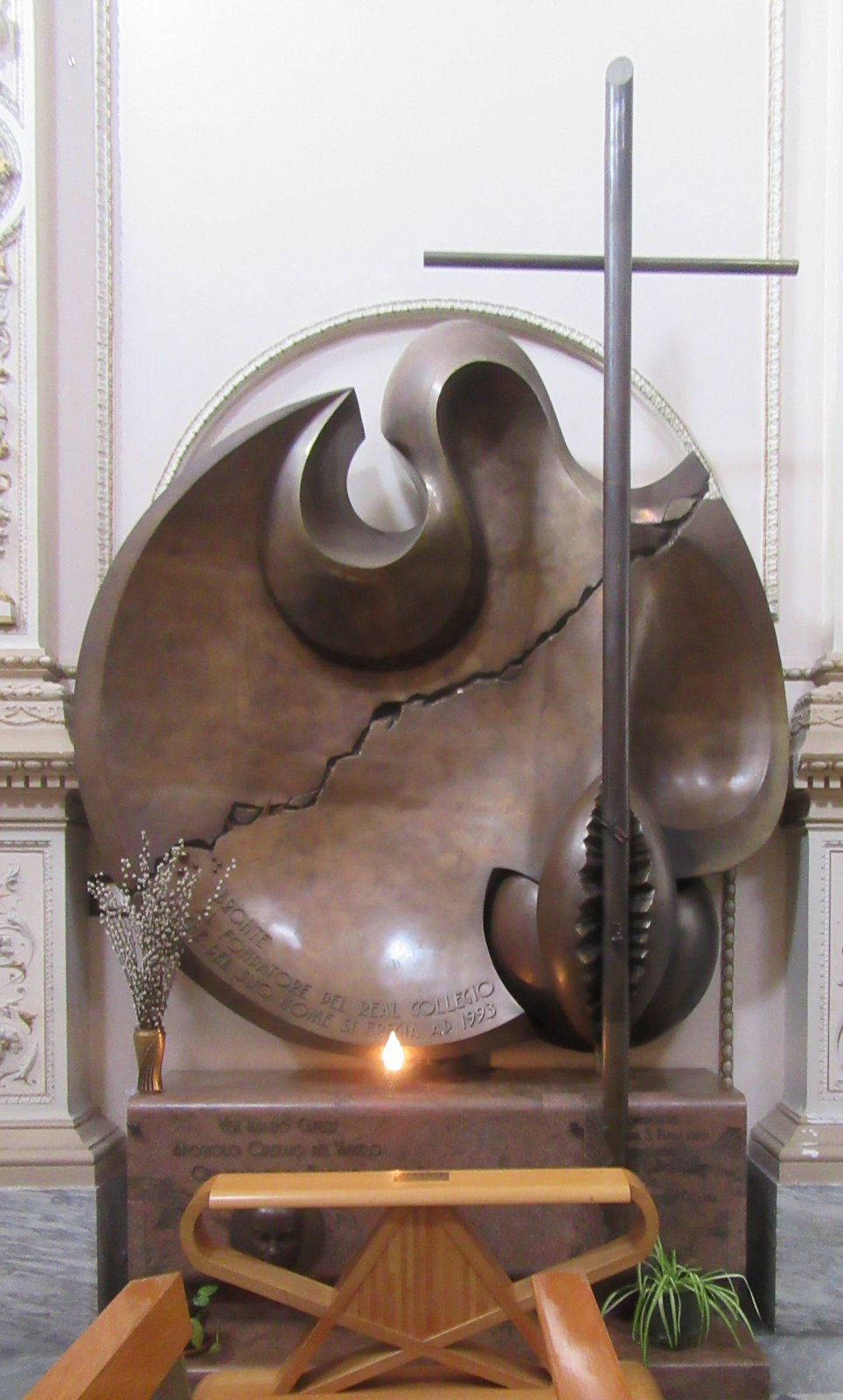 Ivo Celesti: Ignatius' Grab, 1993, in der Kirche des Collegio Capizzi in Bronte